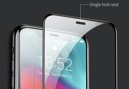 Защитное стекло небьющееся с силиконовыми бортиками для iPhone 12 Pro Max