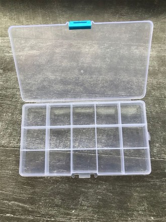 Контейнер органайзер коробка для хранения бисера на 15 ячеек -17x10см
