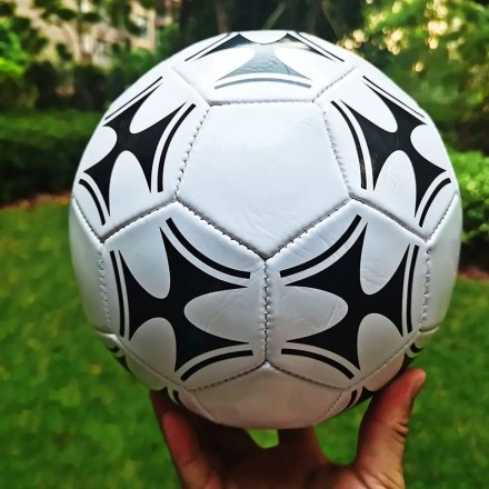 Футбольный мячик, 2-й размер