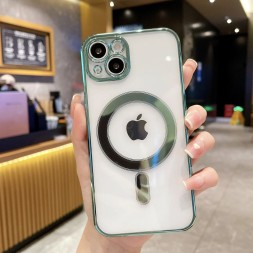 Чехол с поддержкой Magsafe и с защитой камеры для iPhone 15, зеленый