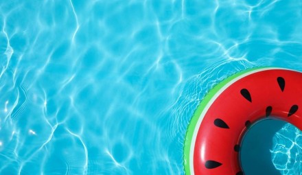 Пляжный, бассейный надувной круг для плавания Красный Арбуз Watermelon - 100 см