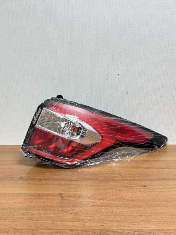 Задний фонарь внешняя часть для Ford Kuga 2 Рестайлинг 2016-2019 правый