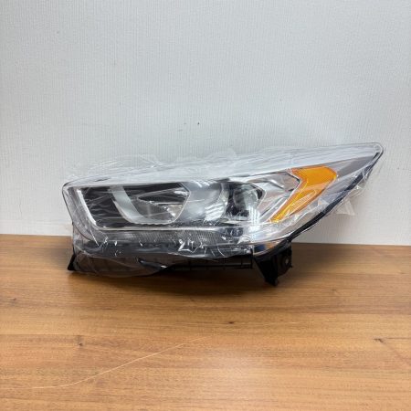 Передняя фара для Ford Kuga 2 Рестайлинг 2016-2019 левая