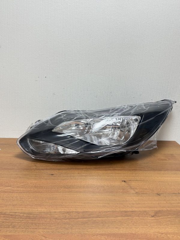 Передняя фара для Ford Focus 3 хэтчбек 2011-2015 левая