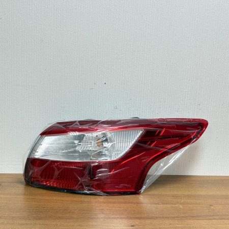 Задняя угловая фара для Ford Focus 3 2011-2015 правая