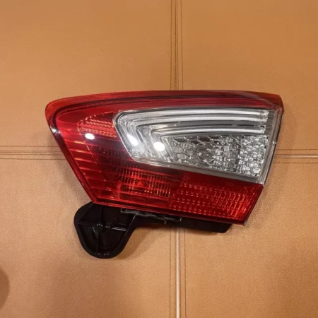 Задний фонарь крышки багажника для Ford Mondeo 4 Рестайлинг 2010-2014 правый
