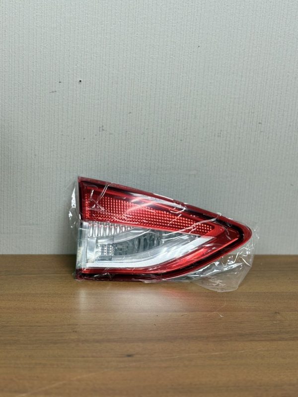 Задний фонарь крышки багажника для Ford Kuga 2 2012-2016 левый