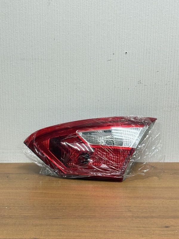 Задний фонарь крышки багажника для Ford Focus 3 2011-2015 правый