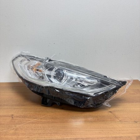 Передняя фара с ДХО для Ford Mondeo 5 2014-2019 правая