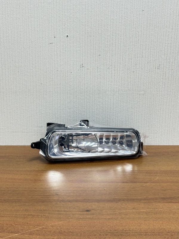 Противотуманная фара для Ford Focus 3 Рестайлинг 2014-2019 левая