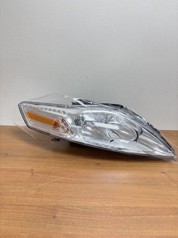 Передняя фара для Ford Mondeo 4 2006-2010 правая