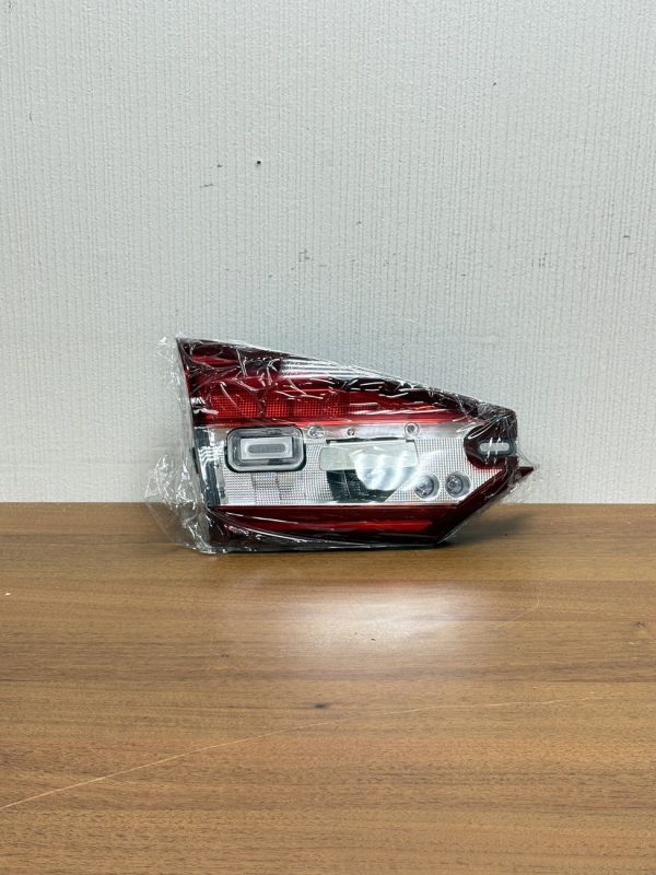 Задний фонарь крышки багажника для Ford Mondeo 5 2014-2019 левый