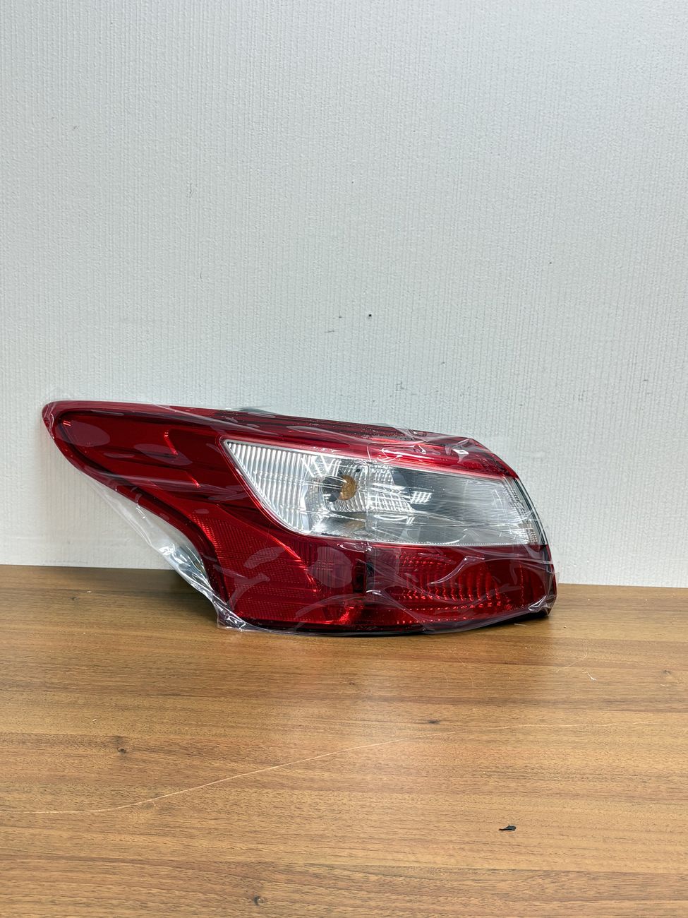 Задняя угловая фара для Ford Focus 3 2011-2015 левая