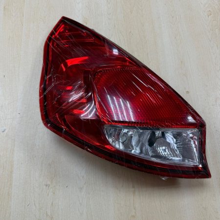 Фонарь задний для Ford Fiesta 2012-2019 левый