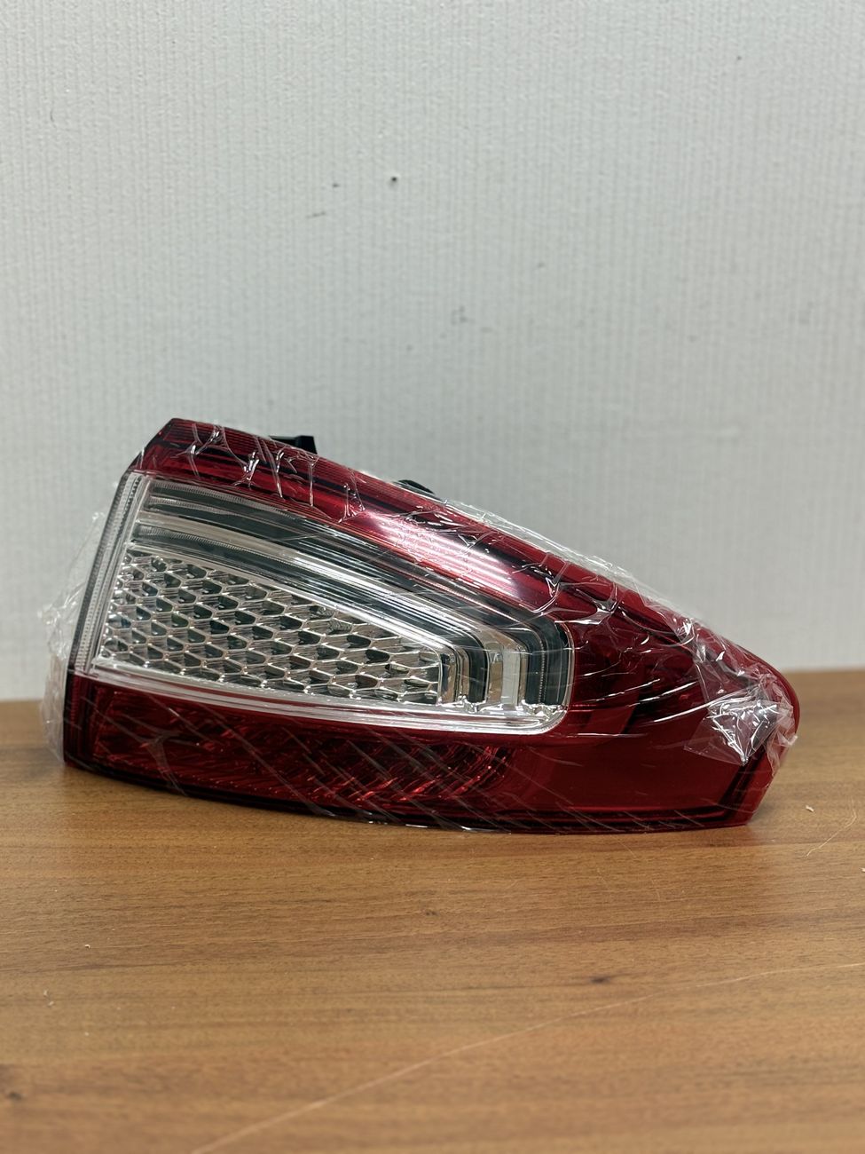 Задний фонарь для Ford Mondeo 4 Рестайлинг 2010-2014 правый