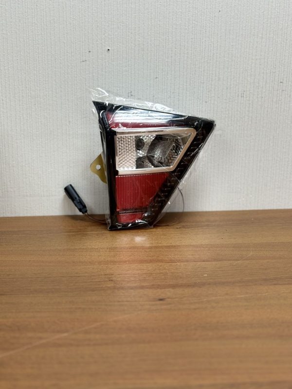 Задний фонарь крышки багажника для Ford Kuga 2 Рестайлинг 2016-2019 левый