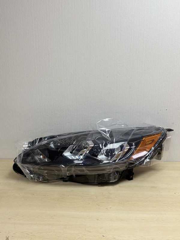 Фара передняя для Ford Escape 4/Kuga 3 2019-2022 левая