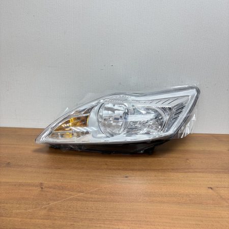 Передняя фара для Ford Focus 2 Рестайлинг 2007-2011 левая