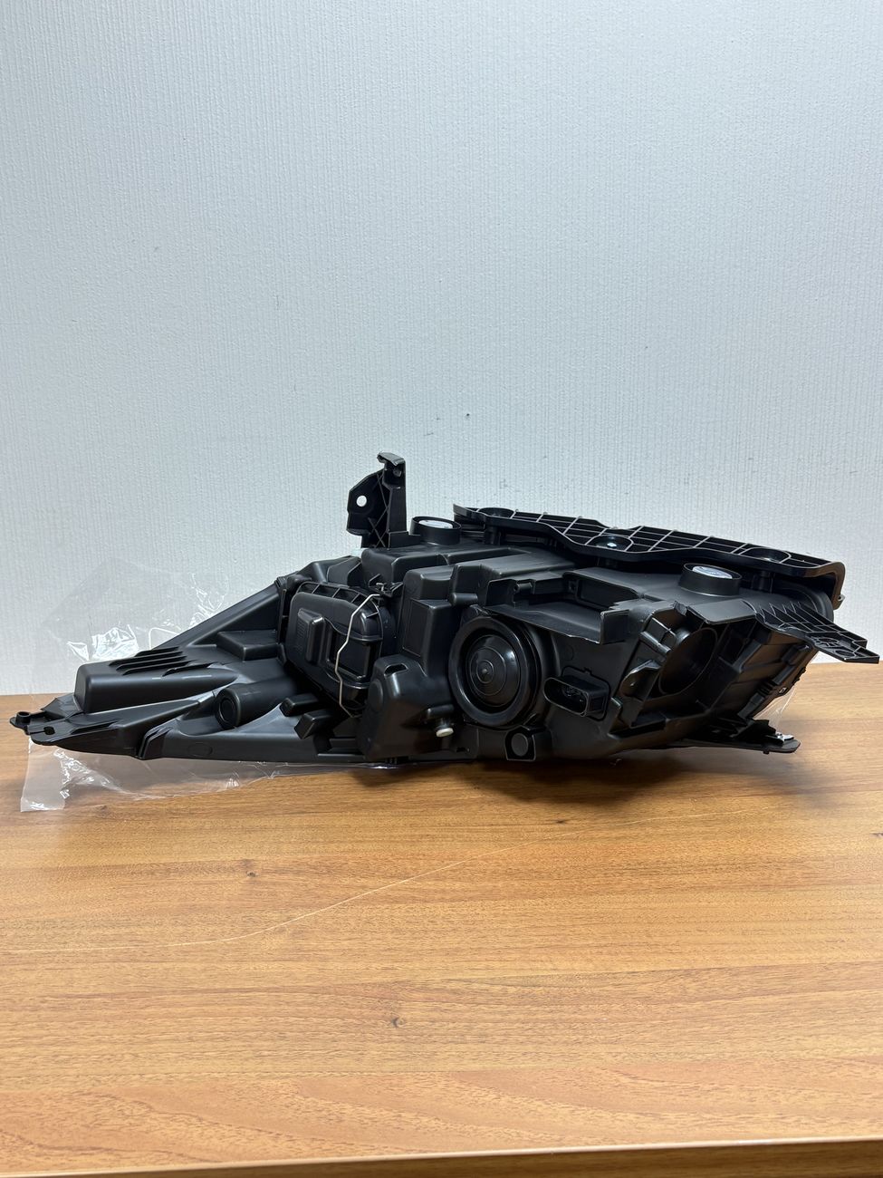 Передняя фара для Ford Kuga 2 2012-2016 правая