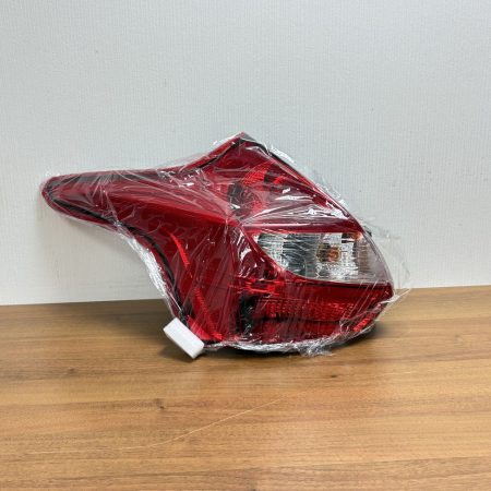 Задний фонарь для Ford Focus 3 хэтчбек 2011-2015 левый