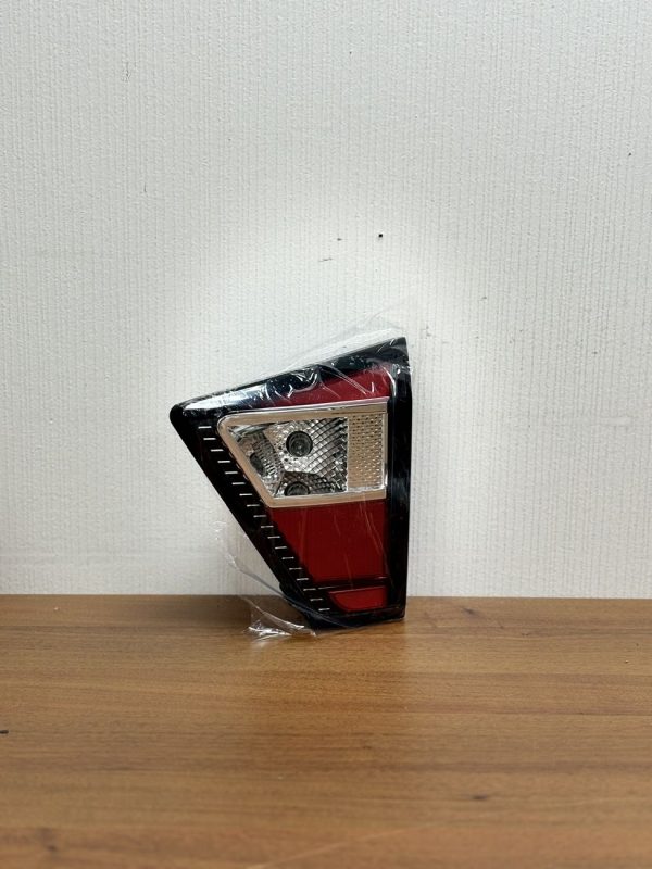 Задний фонарь крышки багажника для Ford Kuga 2 Рестайлинг 2016-2019 правый