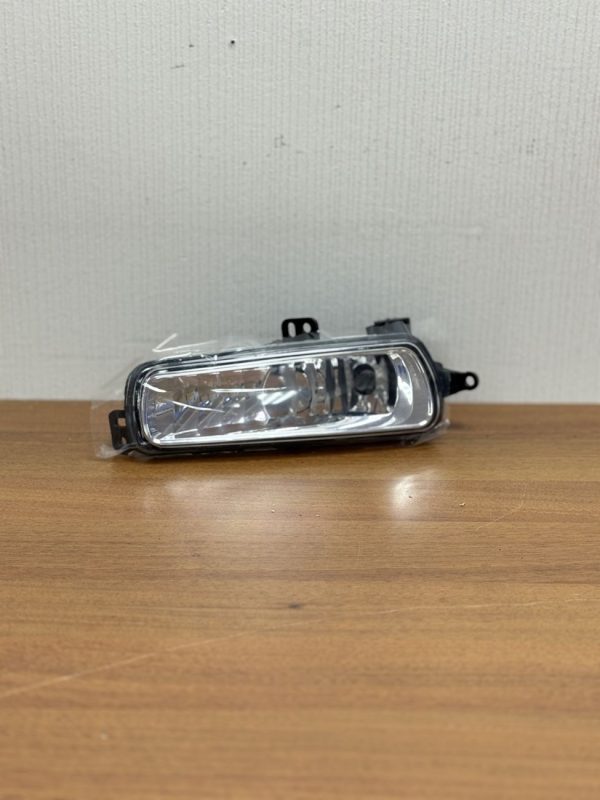 Противотуманная фара для Ford Focus 3 Рестайлинг 2014-2019 правая