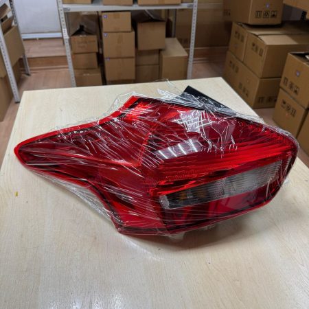 Фонарь задний для Ford Focus 3 рест Хэтчбек 2014-2019 левый