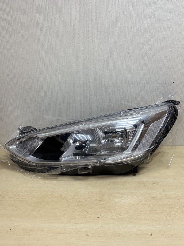 Передняя фара для Ford Focus 4 2018-2022 левая